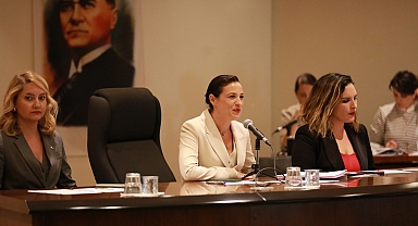 EFES SELÇUK’TA YENİ DÖNEMİN İLK MECLİS TOPLANTISI YAPILDI