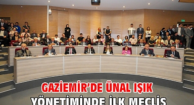 Gaziemir’de Ünal Işık yönetiminde ilk meclis