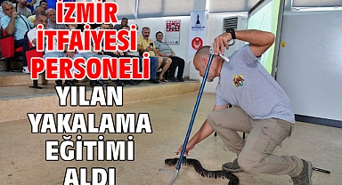 İzmir İtfaiyesi personeli yılan yakalama eğitimi aldı