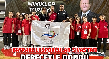 Bayraklılı sporcular Sivas'tan dereceyle döndü