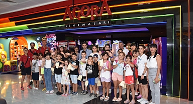 Çocuklara tatilde sinema keyfi