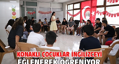 Konaklı çocuklar İngilizceyi eğlenerek öğreniyor
