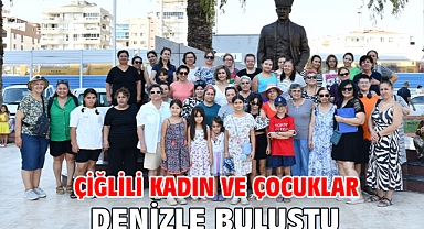 Çiğlili Kadın ve Çocuklar Denizle Buluştu