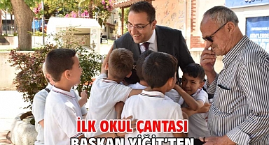 İlk okul çantası Başkan Yiğit’ten