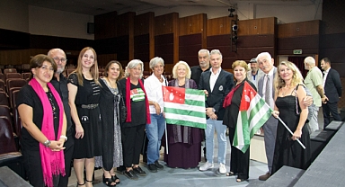 Abhazya'nın Bağımsızlık Günü İzmir'de Kutlandı