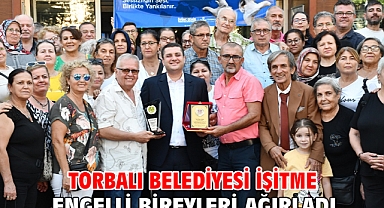 Torbalı Belediyesi işitme engelli bireyleri ağırladı