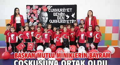 Başkan Mutlu miniklerin bayram coşkusuna ortak oldu