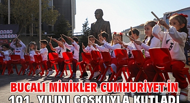 Bucalı minikler Cumhuriyet'in 101. yılını coşkuyla kutladı