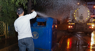 Buca’da temizlik çalışmaları aralıksız sürüyor