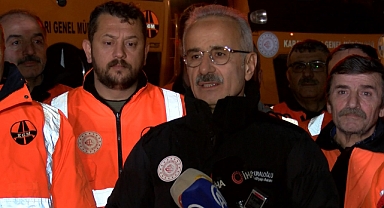 Bakan Uraloğlu: Vatandaşlarımızın kış lastiği takmalarını ve trafiği yakından takip ederek seyahat etmelerini bekliyoruz