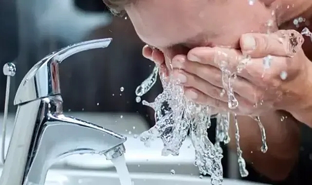 Birçok kişi yüzünü yanlış şekilde yıkıyor