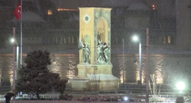 İstanbul'da kar, gece saatlerinde etkili oldu