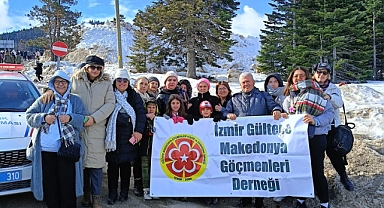  İzmir Gültepe Makedonya Göçmenleri Derneği Bursa'ya Kültür Turu Düzenledi