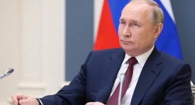 Putin: ABD ile başlayan temaslar umut vadediyor