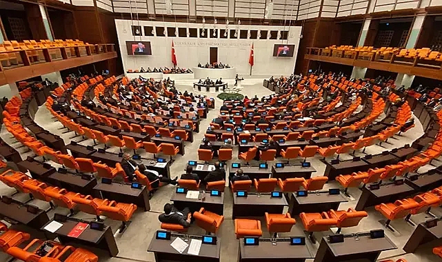 TBMM Genel Kurulu'nda, 'televizyon programcısı' tartışması