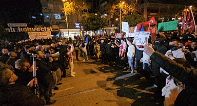 Adana'da 'İmamoğlu' protestosunda göstericilere TOMA'lı müdahale