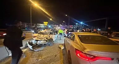Ankara'da trafik uygulama noktasında 9 araç kazaya karıştı; 4 yaralı