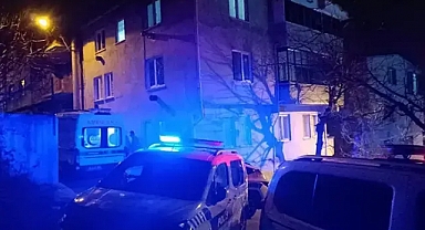Arkadaşlarıyla birlikte otururken çıkan tartışmada tabancayla vuruldu