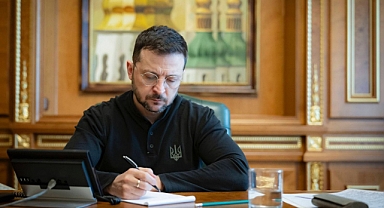 lmanya Başbakanı Scholz, Ukrayna Devlet Başkanı Zelenskiy ile telefonda görüştü