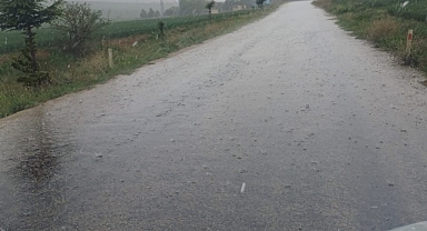 Ankara'da dolu etkili oldu