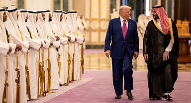 Beyaz Saray: Başkan Trump, Suriye Cumhurbaşkanı Şara ile Suudi Arabistan'da görüşecek