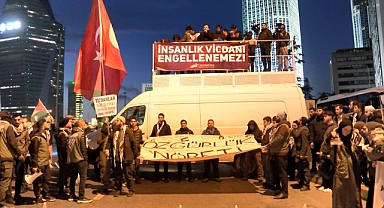 Gazze yardım gemisine gerçekleştirilen saldırı, İsrail Başkonsolosluğu önünde protesto edildi