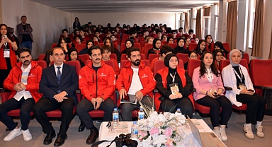 İlaçlar buzdolabı kapağında istifleniyor, bu çok yanlış bir hareket