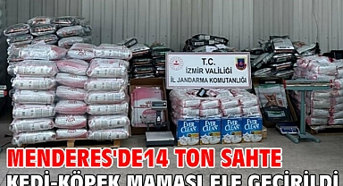Menderes'de14 ton sahte kedi-köpek maması ele geçirildi