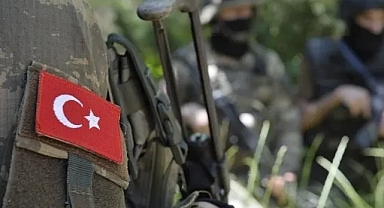Pençe-Kilit bölgesine yıldırım düşmesi sonucu 1 asker şehit oldu