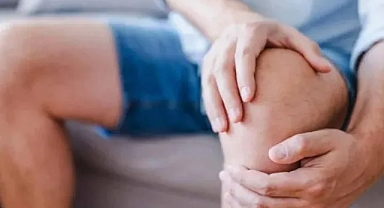 Yavaş yavaş ilerler, ilk belirtiyi bacaklarda gösterir! Bu semptoma dikkat