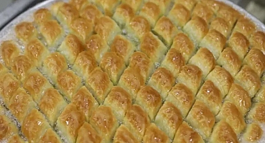 20 baklavanın numunesinin 5'inde bakteri çıktı