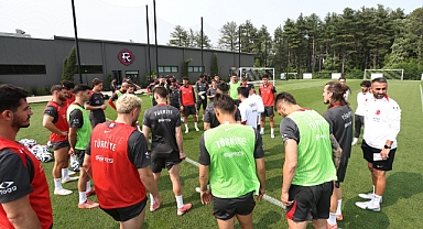A Milli Futbol Takımı, ABD maçının hazırlıklarını sürdürdü