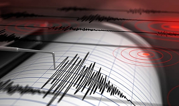 Adana'da korkutan deprem