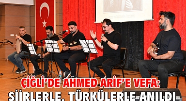 Çiğli’de Ahmed Arif’e vefa: Şiirlerle, türkülerle anıldı