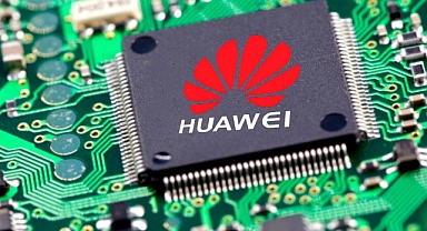 Huawei, 5nm işlemcilerini resmen erteledi