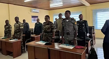 Kamerun Harp Okulu’nda ilk Türkçe ders verildi