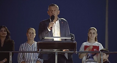  Özgür Özel Avcılar'da konuştu