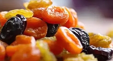 Uzmanı uyardı: 'Bayramda sağlık için ikramınız kuru meyve olsun'