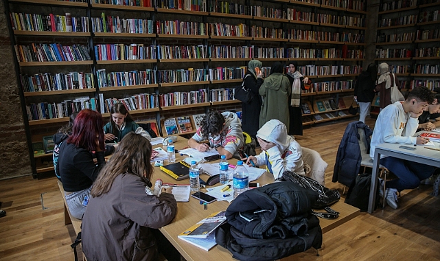 Yurt genelindeki kütüphane sayısı 1301'e ulaştı