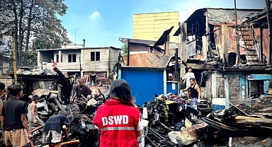 Filipinler'de yangın: Bin kişi evsiz kaldı