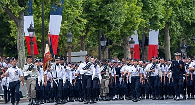 Fransa’da 'Bastille Günü' kutlamaları