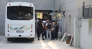 Manavgat Belediyesi'ne 'rüşvet' operasyonunda şüpheliler adliyede