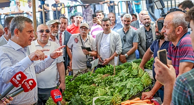 Özgür Özel, Ankara'da pazar esnafıyla bir araya geldi