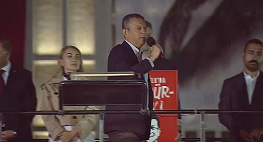 Özgür Özel, Saraçhane'de konuştu