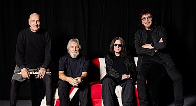 Ozzy Osbourne sahnelere veda etti