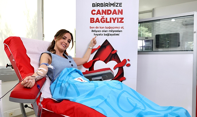 Ünlü isimler Kızılay’a kan verdi, Türkiye’ye çağrıda bulundu
