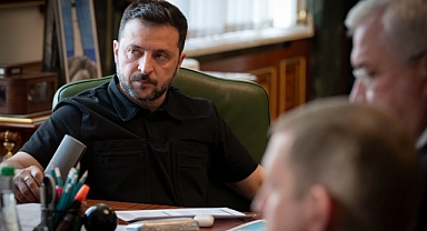 Zelenskiy, Ukrayna vatandaşlığı almayı kolaylaştıran yasayı imzaladı