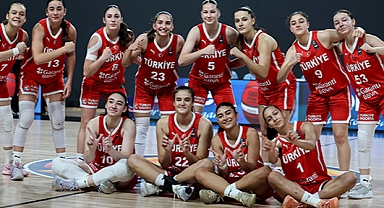 16 Yaş Altı Kız Milli Basketbol Takımı çeyrek finalde