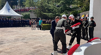 3'üncü Cumhurbaşkanı Celal Bayar, kabri başında anıldı