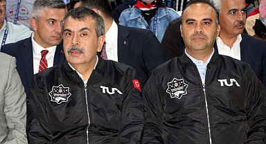 Bakan Kacır: Kendi geliştirdiğimiz uzay aracımızla Ay’a erişeceğiz